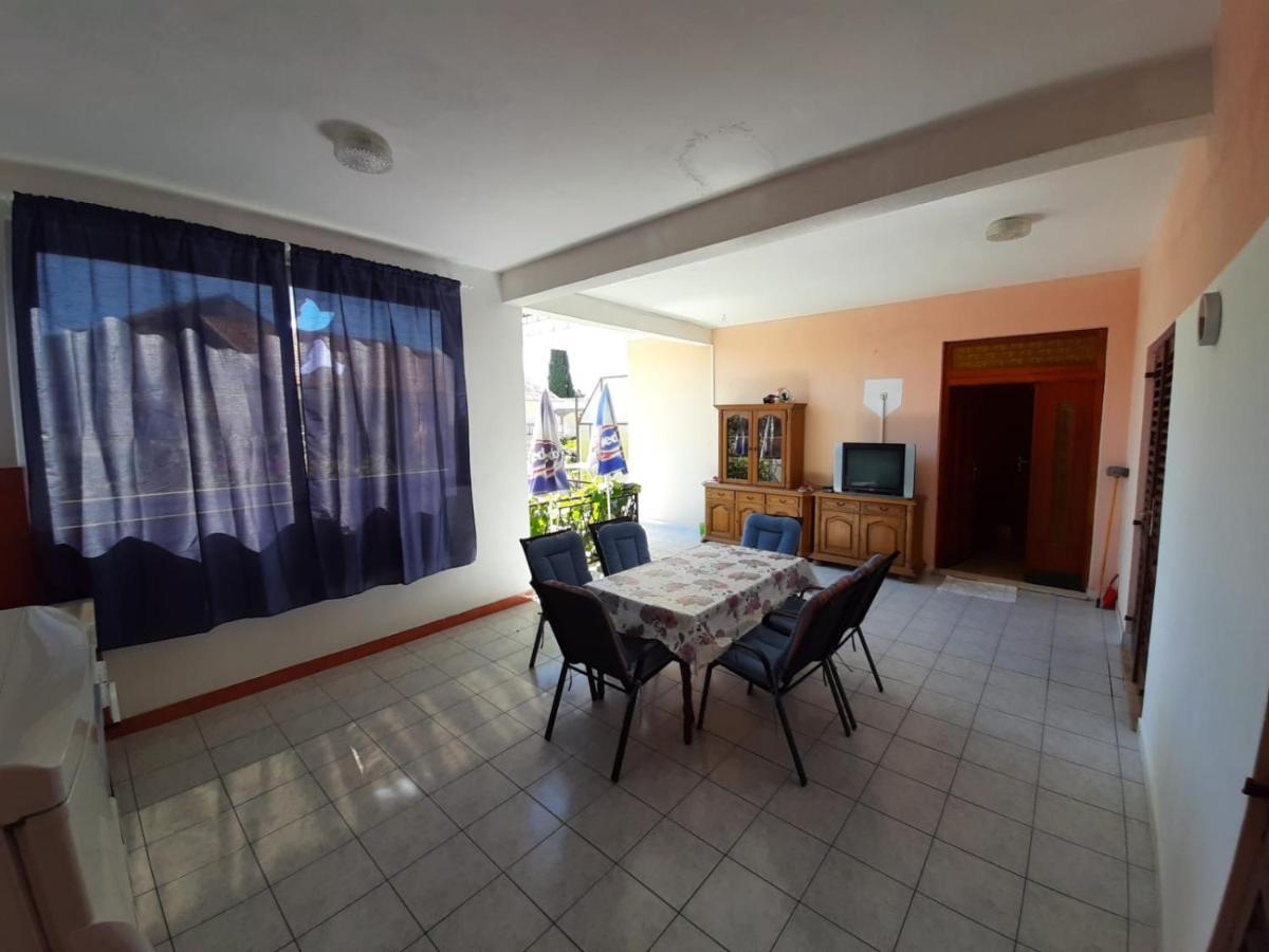 פודאצה Vistica Apartment'S מראה חיצוני תמונה